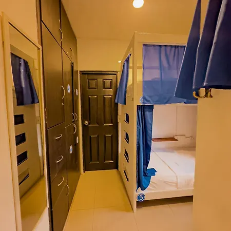 Casa Del Puerto Hostel&suites
