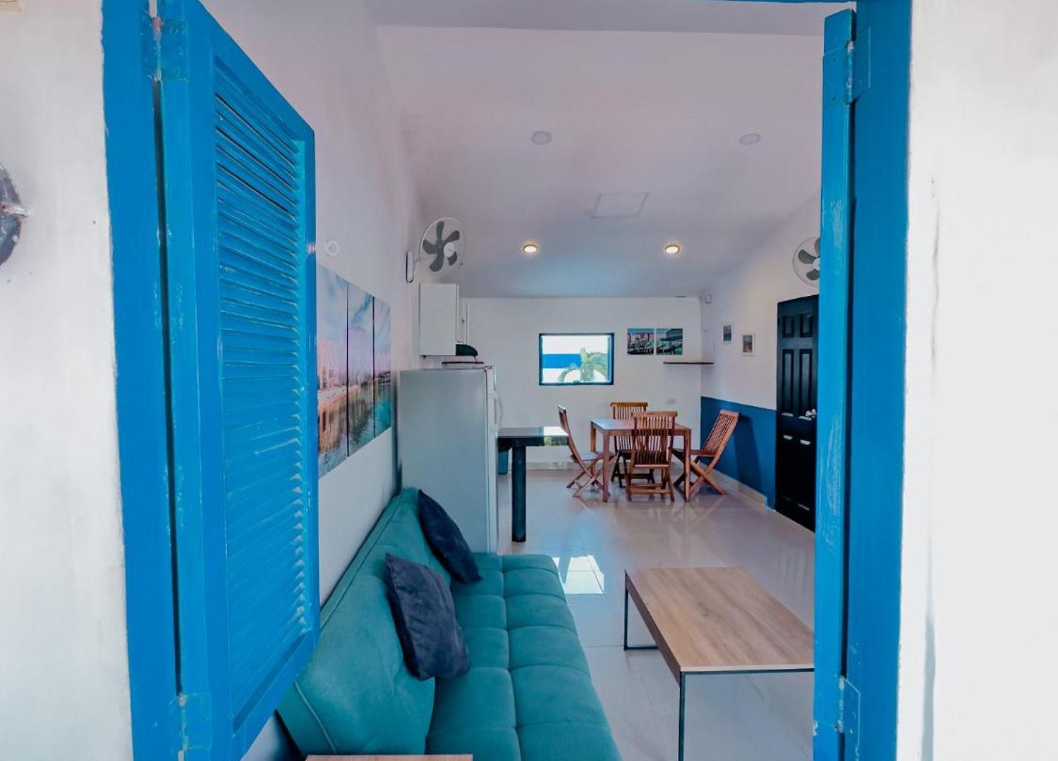 Casa Del Puerto Hostel&suites Hostal