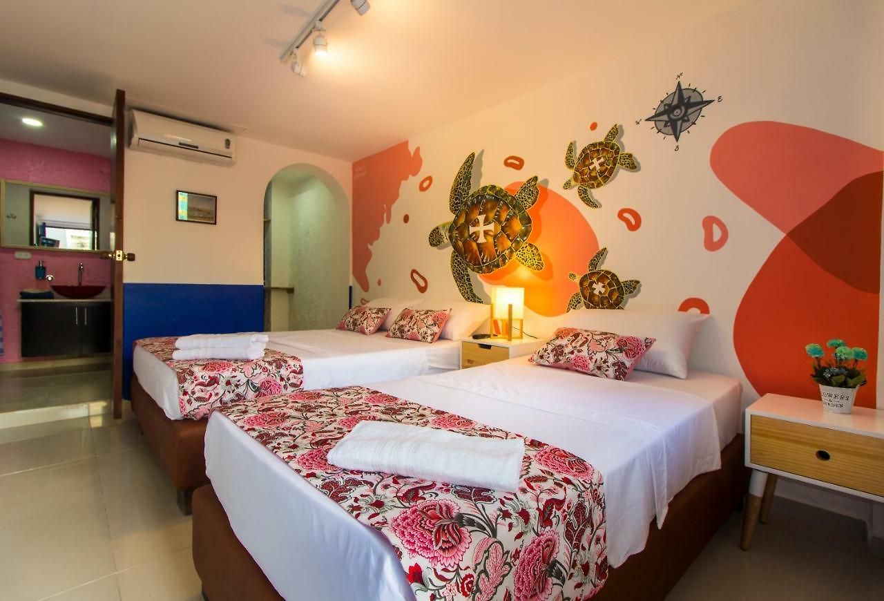 Casa Del Puerto Hostel&suites