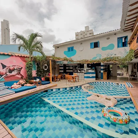 Casa Del Puerto Hostel&suites Hostal *