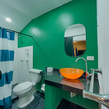 Casa Del Puerto Hostel&suites *