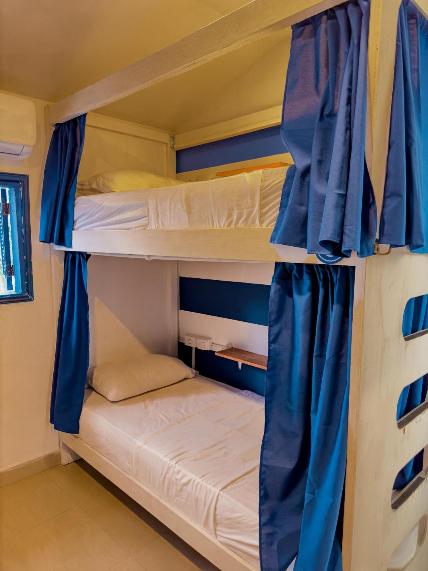 Casa Del Puerto Hostel&suites Hostal Cartagena
